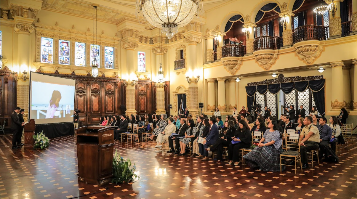 Presentan avances de la iniciativa “Cambiando la forma en que Cuidamos” en Guatemala