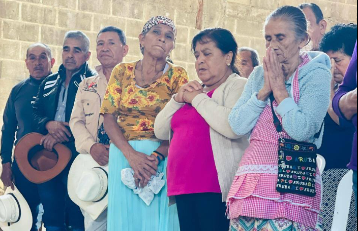 Más de 2 mil adultos mayores de diversos departamentos se incorporan al PAM