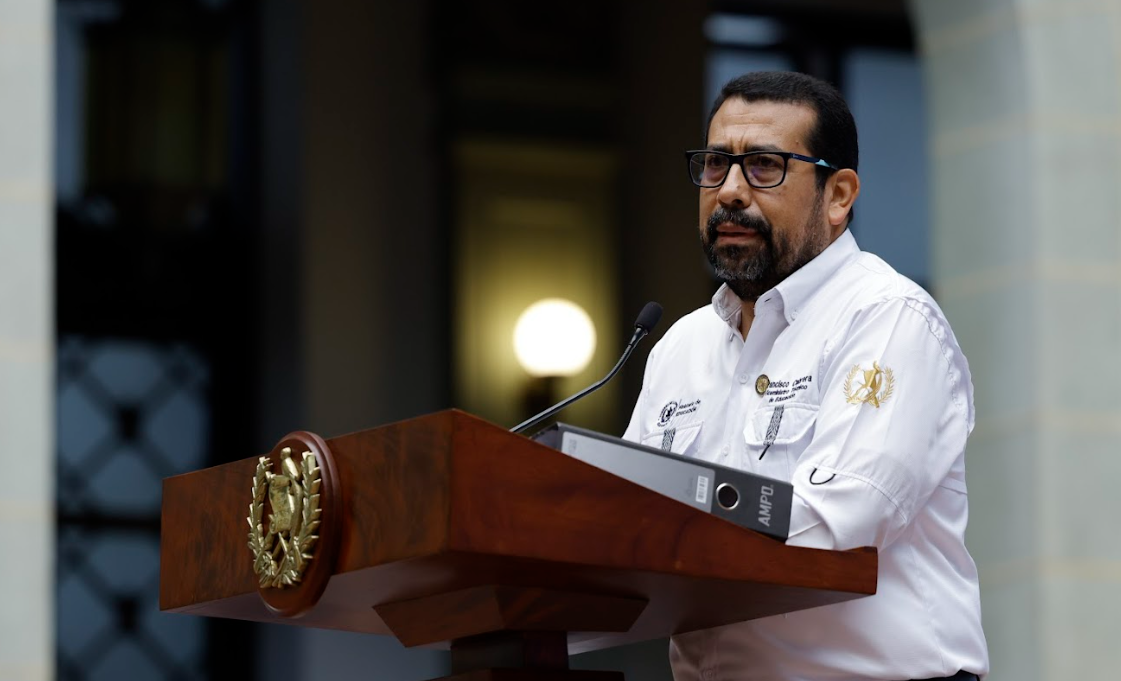 El viceministro Técnico de Educación, Francisco Cabrera compartió que el 18 de noviembre finalizará el ciclo escolar. (Foto: Alex Jacinto)