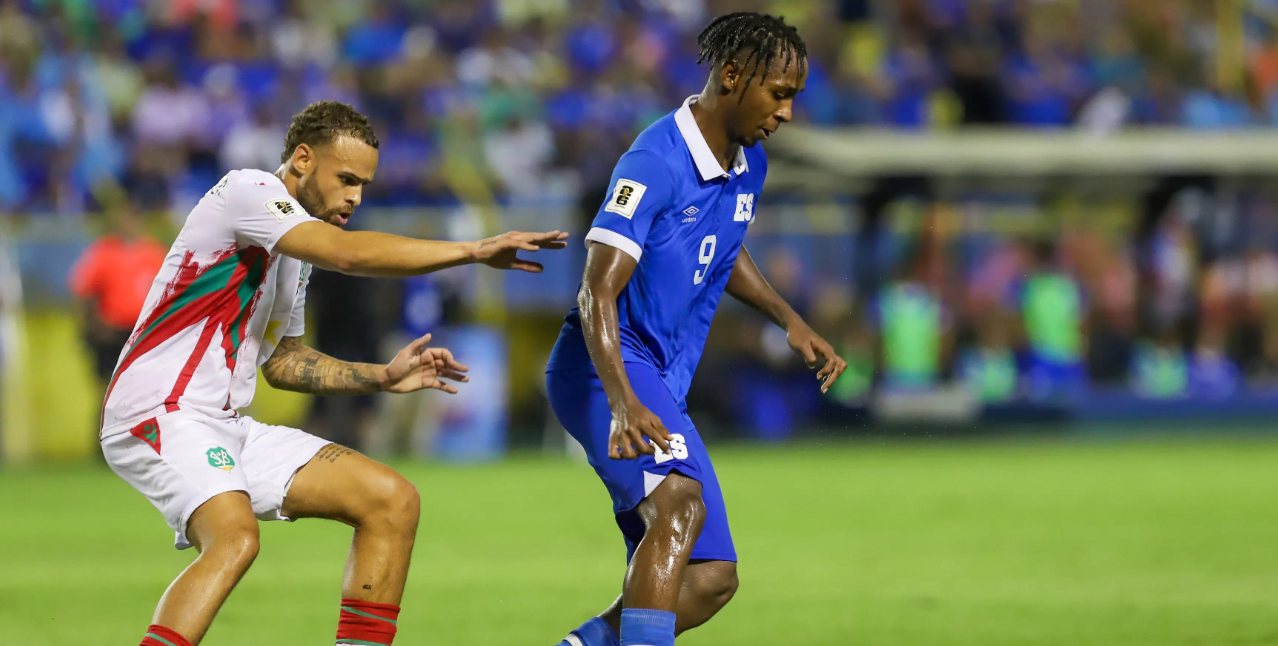 Surinam exhibe a El Salvador y se acerca al Mundial 2026