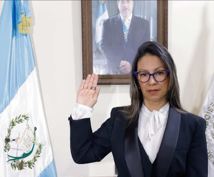 Juramentan a Karina García Ruano como secretaria de Comunicación Social de la Presidencia