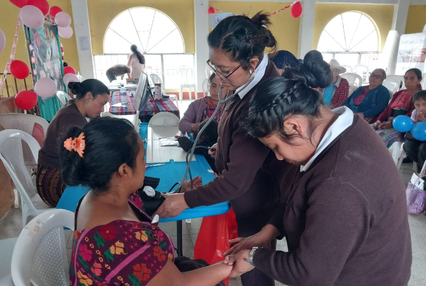Vigésima cuarta jornada móvil de servicios integrados beneficia a Chimaltenango