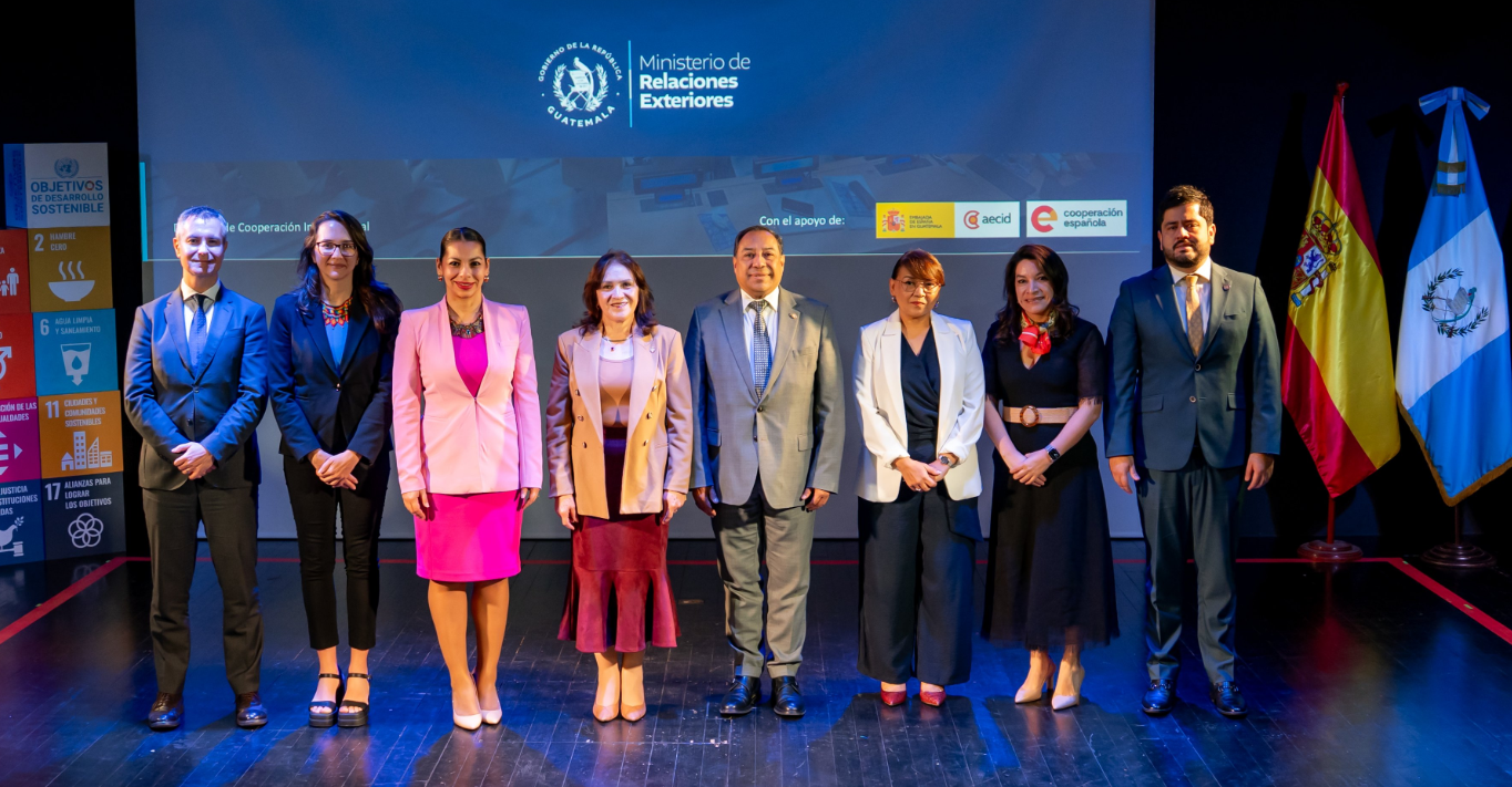 Minex realiza panel "Guatemala y la Financiación para el Desarrollo"