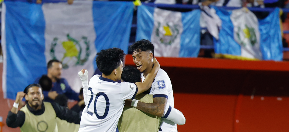 Guatemala golea a Surinam para cerrar la eliminatoria mundialista