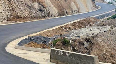 Mejoramiento vial del tramo entre Chiquisis y Xejuyub, en Nahualá, cuenta con el 95 % de avance físico