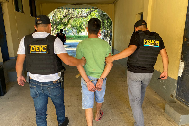 Capturan a presuntos responsables de crimen a familiares de diputado. (Foto: PNC)