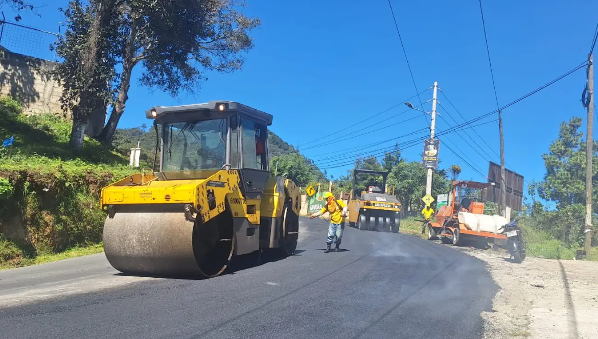 Inician trabajos de rehabilitación en la ruta que conecta la ciudad capital y el municipio de San Pedro Sacatepéquez