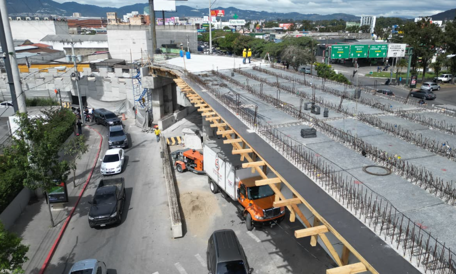 Anuncian cierre parcial en la calzada Roosevelt este miércoles y jueves por trabajos en paso a desnivel