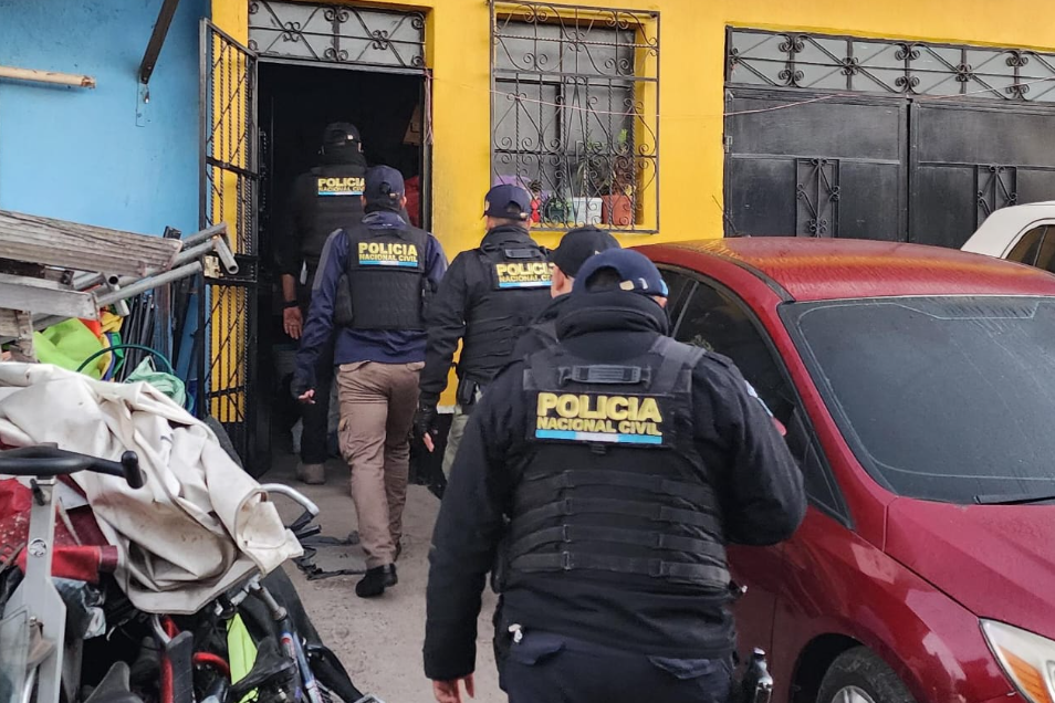 PNC ejecuta allanamientos contra sicarios, robamotos y narcomenudeo