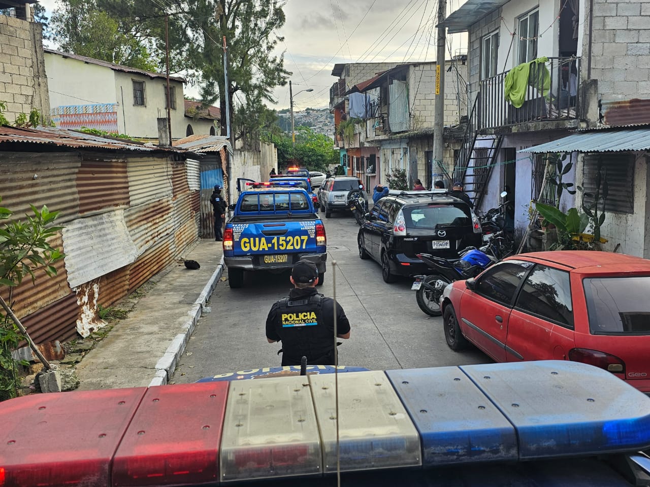 PNC realiza allanamientos en busca de los reos fugados de Fraijanes II