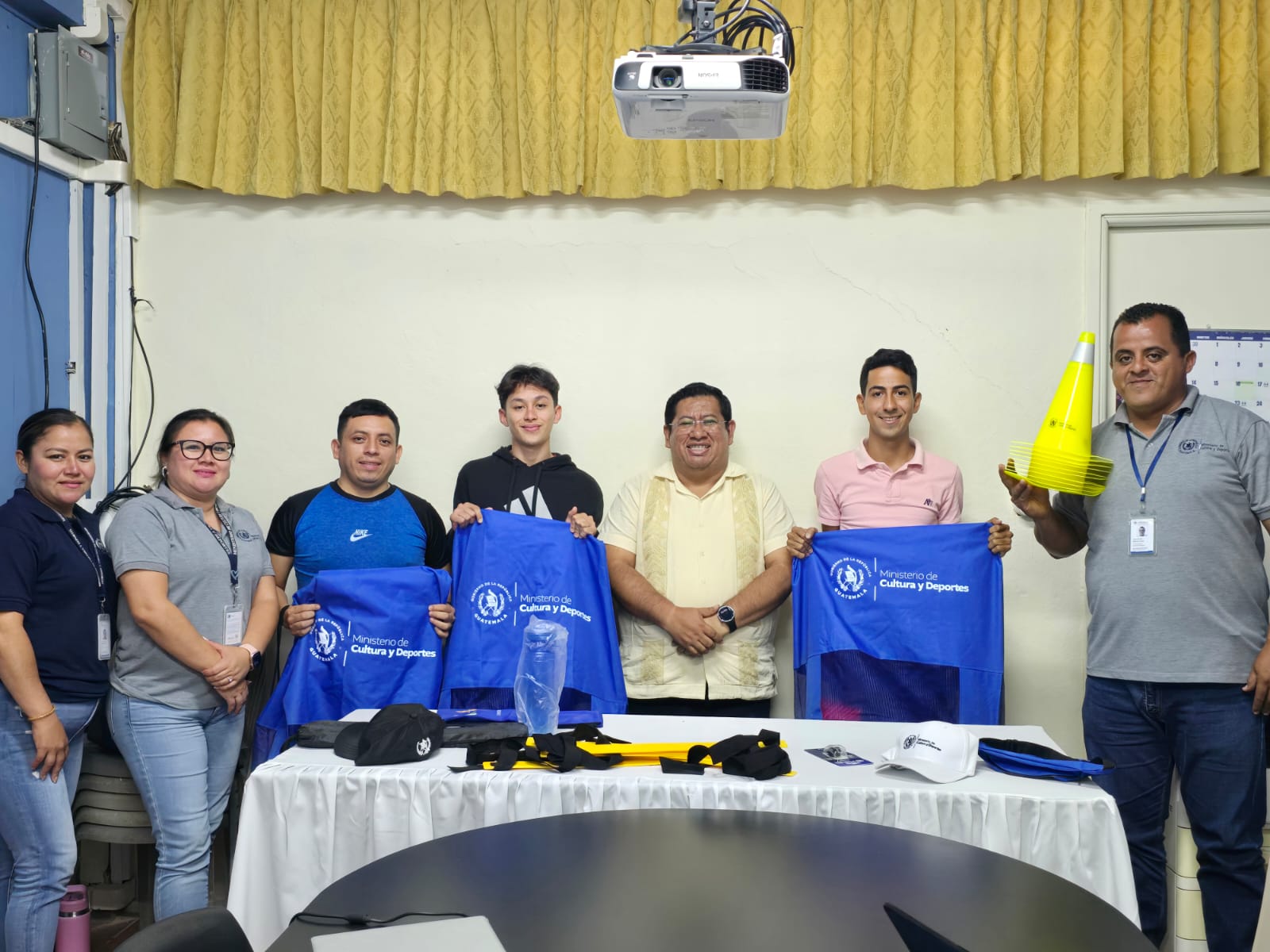 Fortalecen trabajo comunitario a través de la capacitación de promotores municipales