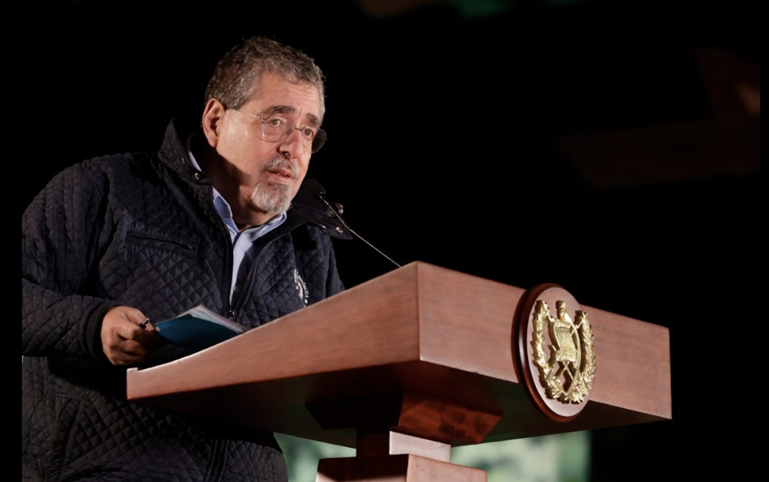 El presidente compartió los avances en programas de desarrollo presentados por los equipos de trabajo de Alta Verapaz. (Foto: Dickens Zamora)