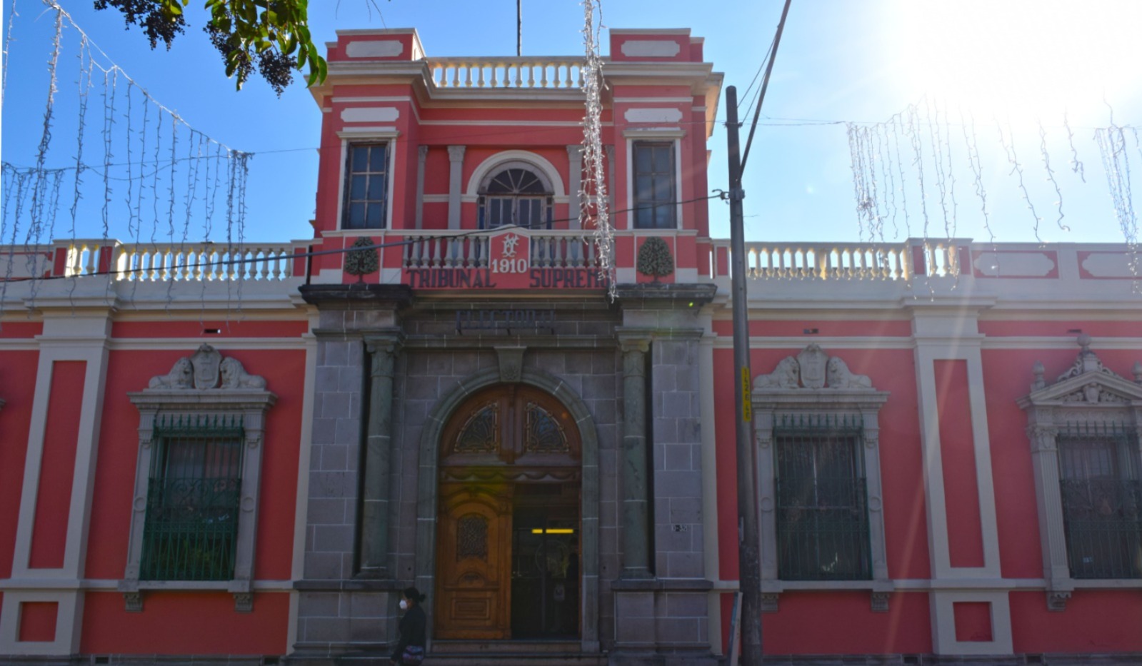 Congreso aprueba integrar comisión de postulación para renovar cargos del TSE
