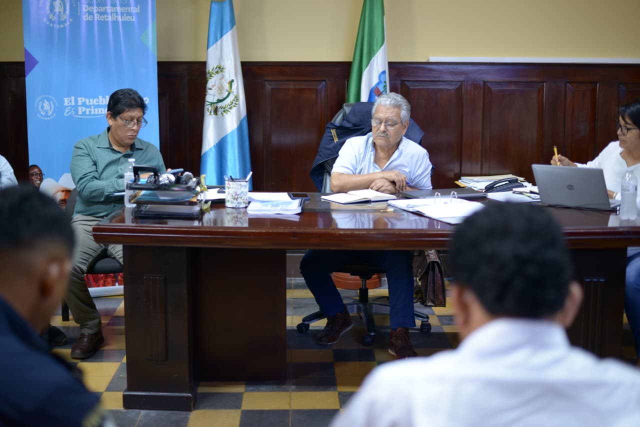 Desarrollan Mesa de Tráfico Fluido para fortalecer la movilidad y seguridad vial en Retalhuleu
