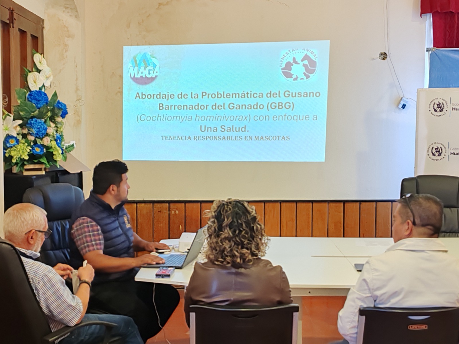 Coordinación para la prevención del gusano barrenador en Huehuetenango