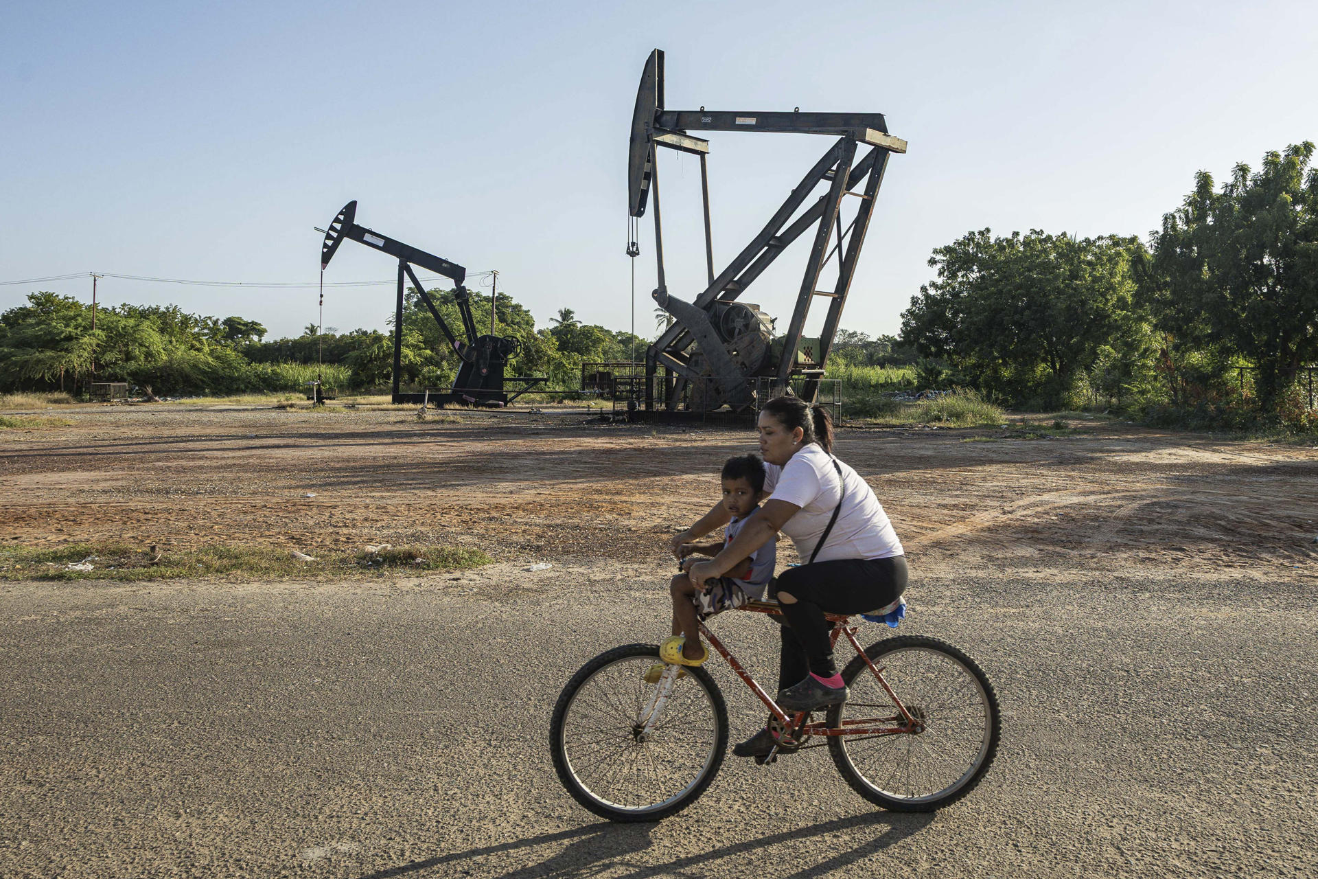 Liberar a Venezuela sí, pero el petróleo es del país, dice a Trump la diáspora en Miami