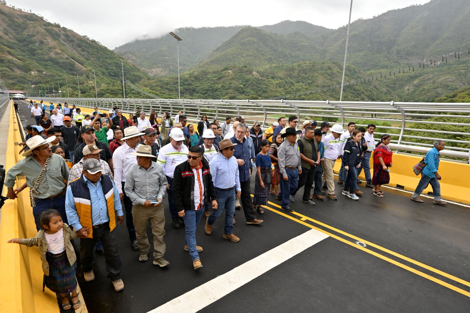 Presidente Arévalo: Desarrollo no debe concretase a costa y sufrimiento de las comunidades