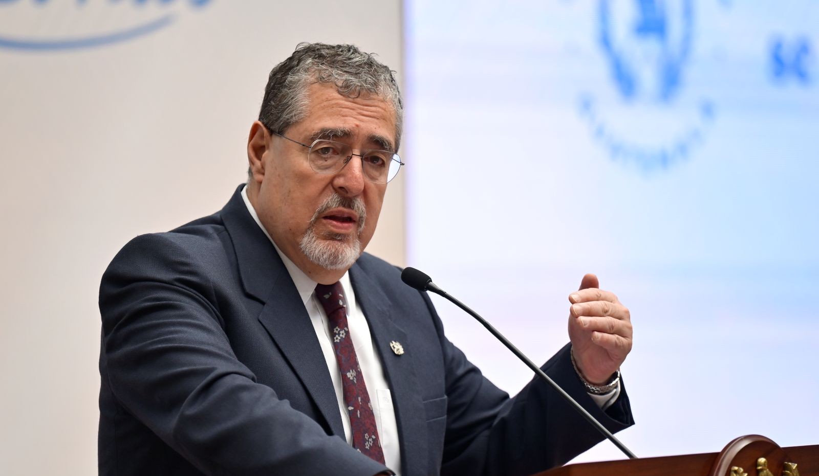 Gobierno mide por primera vez el impacto del salario mínimo para definir ajuste de 2026