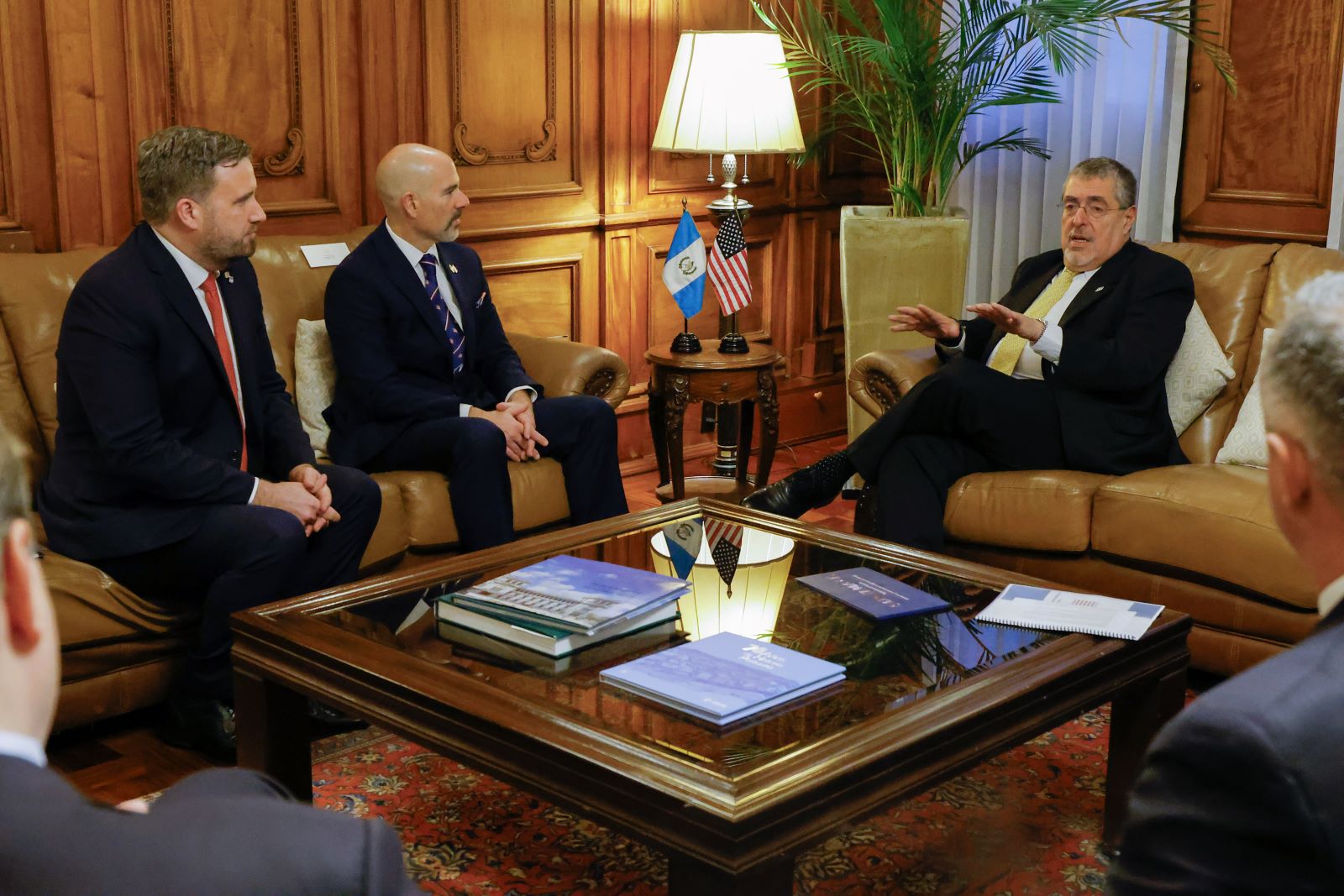 Guatemala y Estados Unidos avanzan en la lucha contra el narcotráfico
