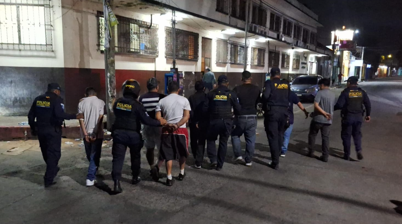 Las autoridades señalaron que la intervención fue resultado de labores de investigación e inteligencia que alertaron sobre planes de ataques coordinados en el sector. / Foto: PNC.