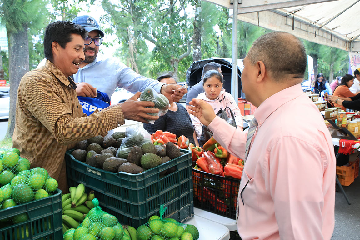 La última Feria del Agricultor de 2025 será en Villa Nueva