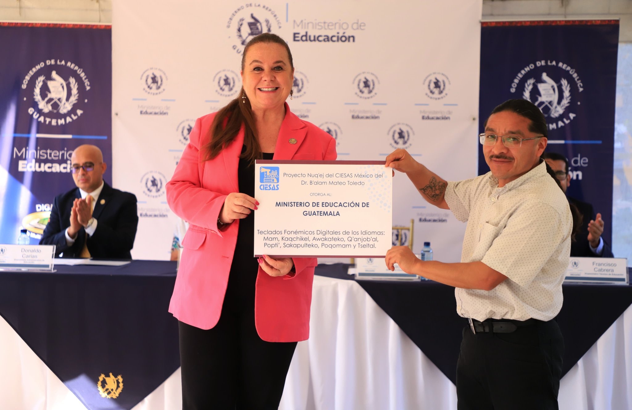 Lanzan nuevas herramientas digitales para fortalecer la Educación Bilingüe Intercultural