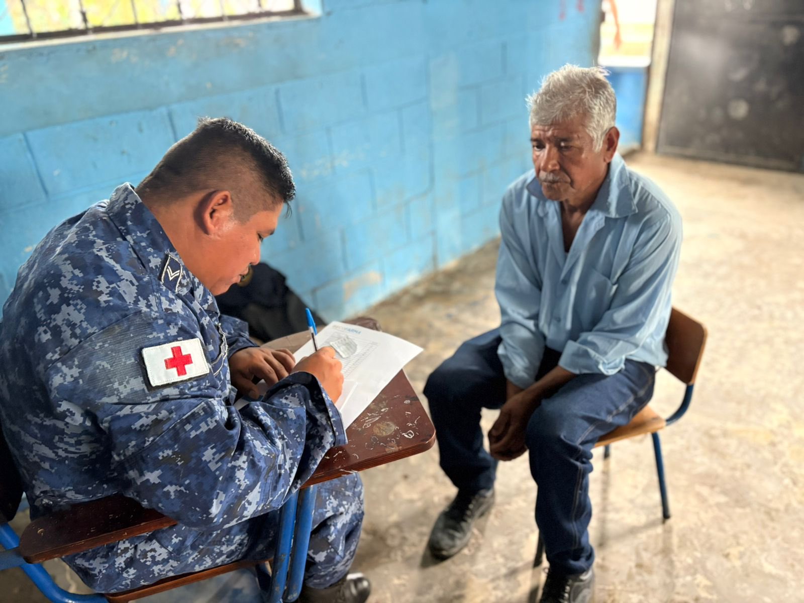 Ejército realiza jornada médica integral en comunidad de Puerto Barrios, Izabal