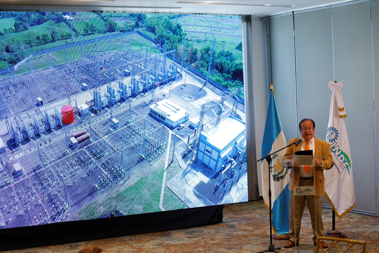 Cada mes, en 2025 el INDE cubrió hasta el 60 % de la factura por electricidad de más de 2 millones de hogares