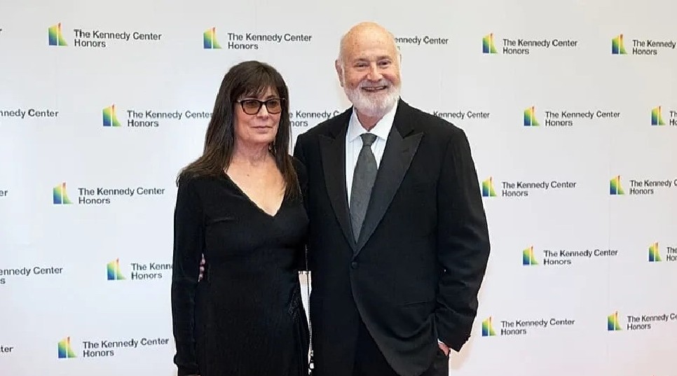 El director de cine Bob Reiner y su esposa fueron encontrados degollados su residencia el pasado domingo. /Foto: EFE