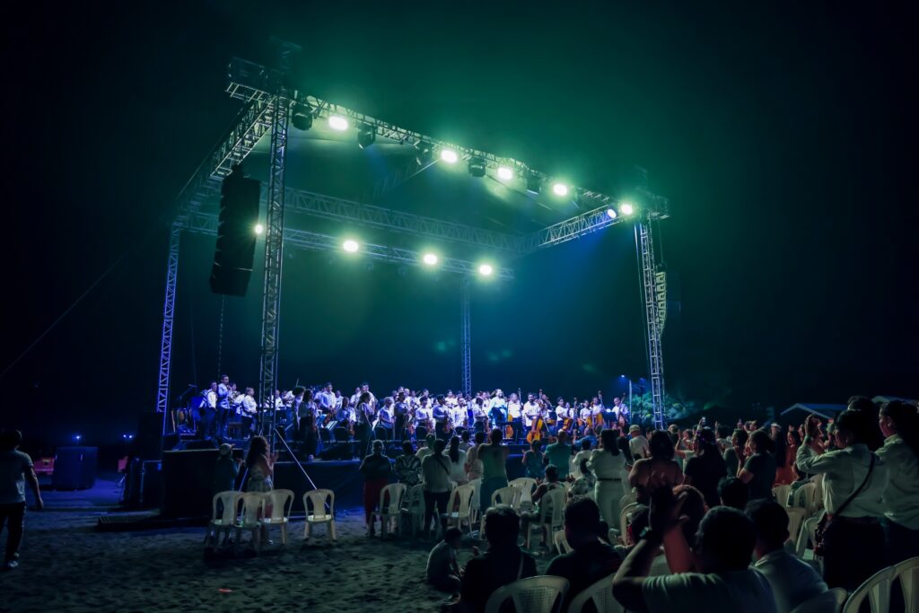 La Orquesta Sinfónica Nacional debuta en Puerto San José con concierto a orillas del Pacífico