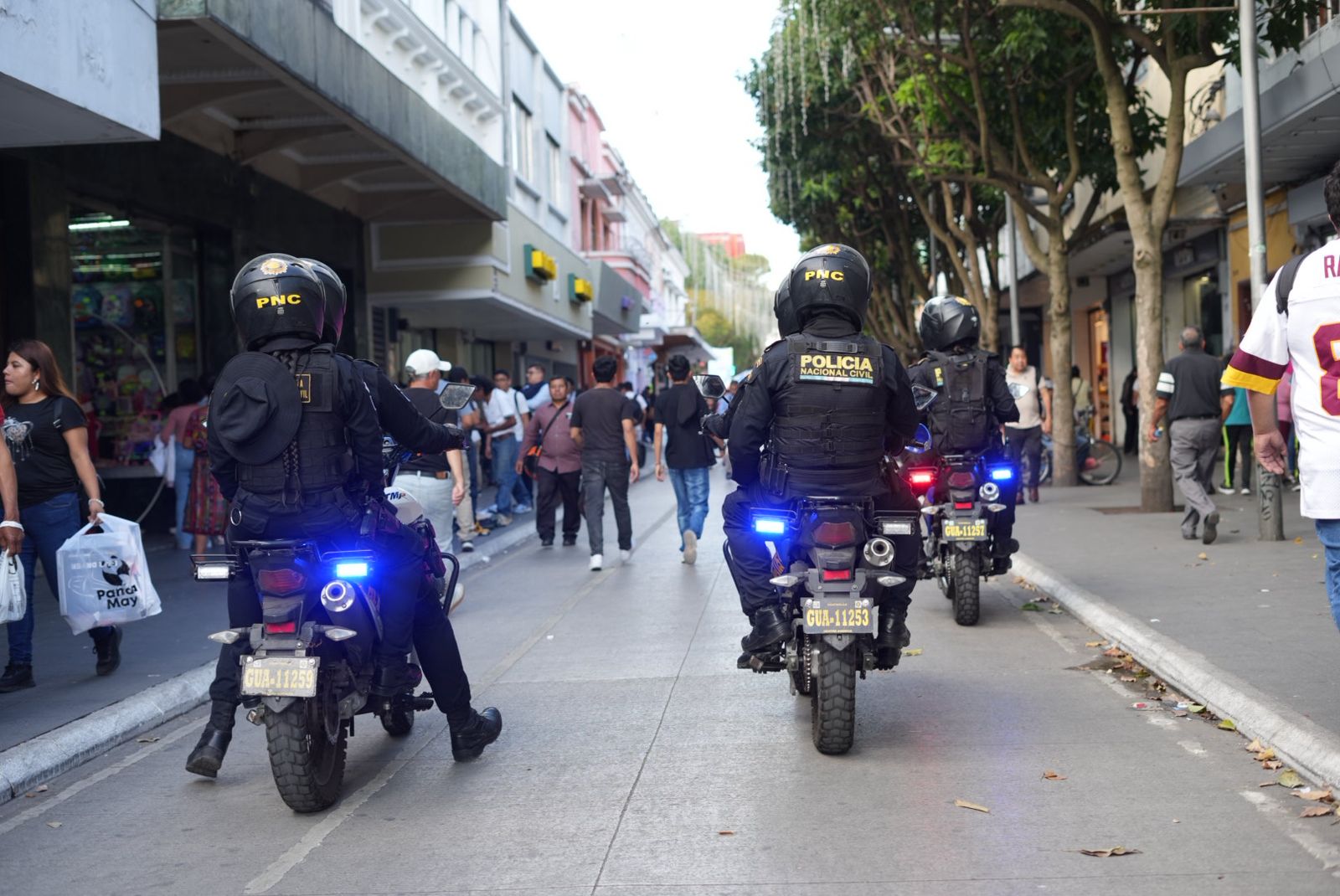PNC continúa con operativos de seguridad durante las festividades de fin de año