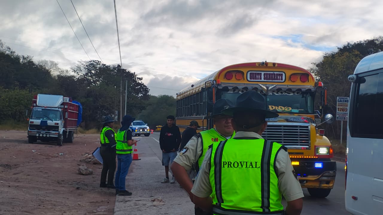 Multas a buses en el 2025 se cuadruplicaron y alcanzaron los Q11.3 millones