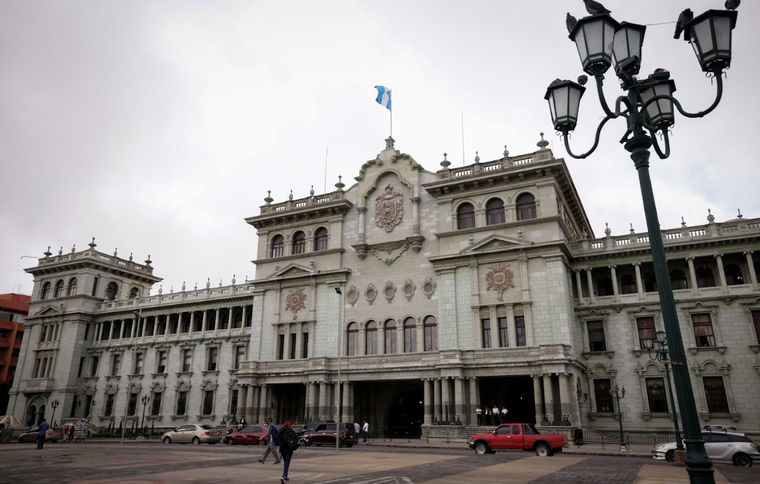 Guatemala rechaza vulnerabilidad a la institucionalidad democrática de Honduras