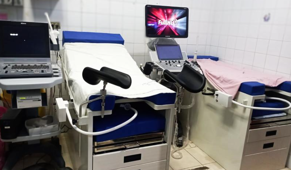 Nuevas camillas ginecológicas en el Hospital de San Benito./Foto: MSPAS.
