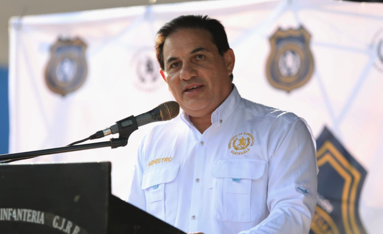 Ministro de Gobernación en lanzamiento del operativo Centinela en Escuintla. / Foto: Mingob.