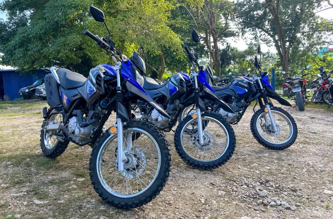 Brigada de Salud de Laguna del Tigre, Petén recibe motocicletas para fortalecer la atención. (Foto: MSPAS)