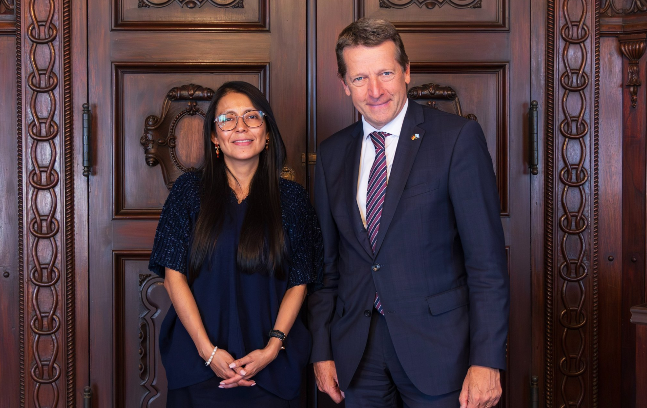 Viceministra de Patrimonio Cultural y embajador de Alemania en Guatemala./Foto: MCD.