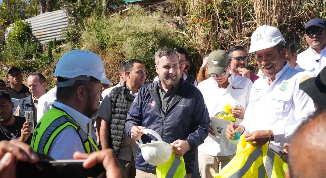 Iniciativa intersectorial Mano a Mano cambia pisos de tierra por pisos de concreto en comunidades de Yupiltepeque, Jutiapa. (Foto: MSPAS)