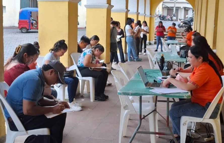 Mintrab desarrolla Quioscos de Empleo en varios departamentos del país./Foto: Mintrab.