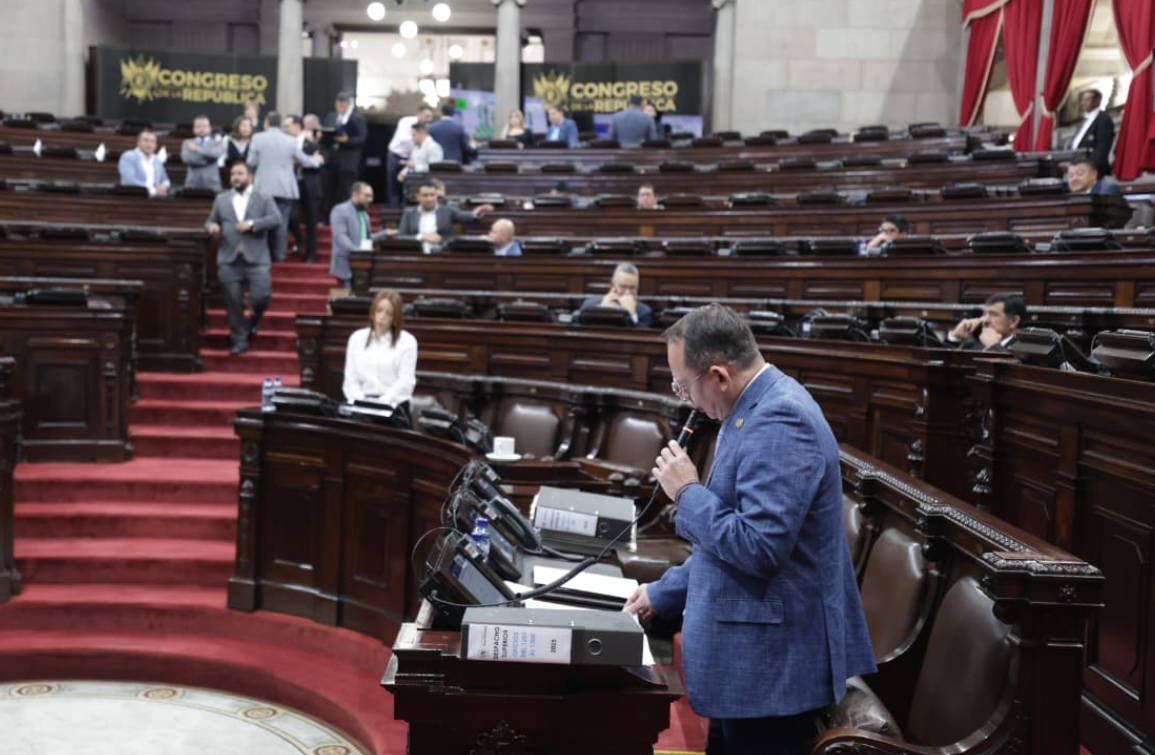 Interpelación al ministro de Desarrollo Social avanza a fase de preguntas adicionales