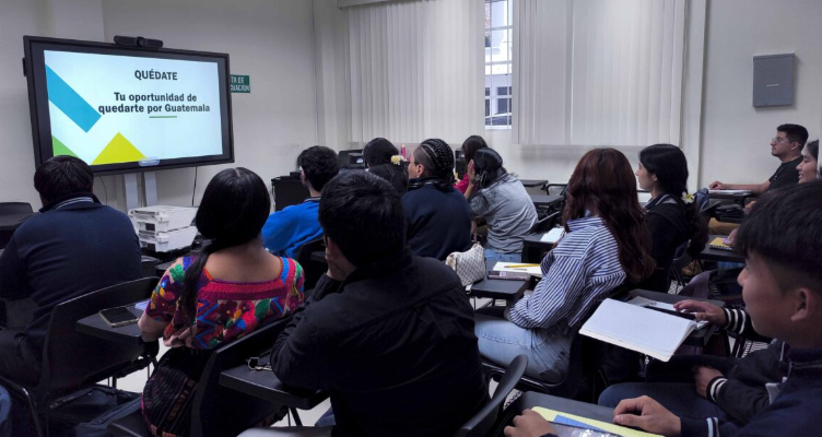 Inicia el ciclo escolar 2026 en los Centros de Formación Quédate