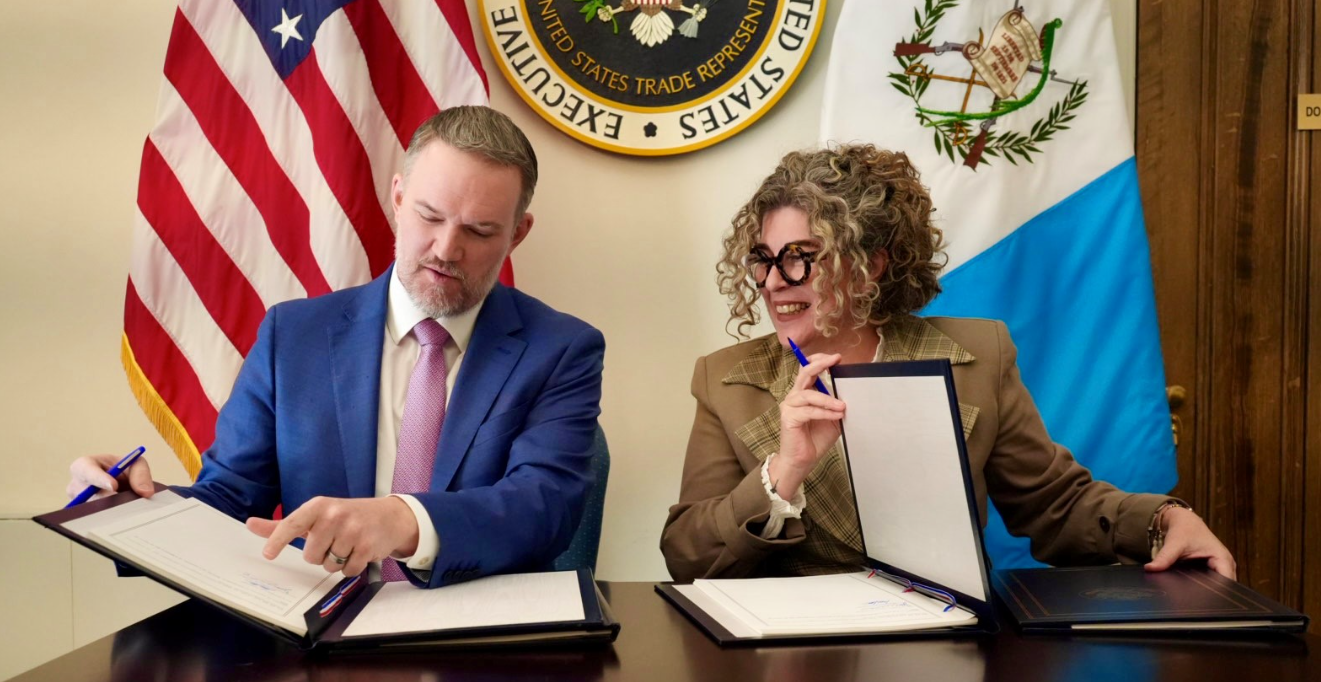 Firma de Acuerdo Recíproco de Aranceles