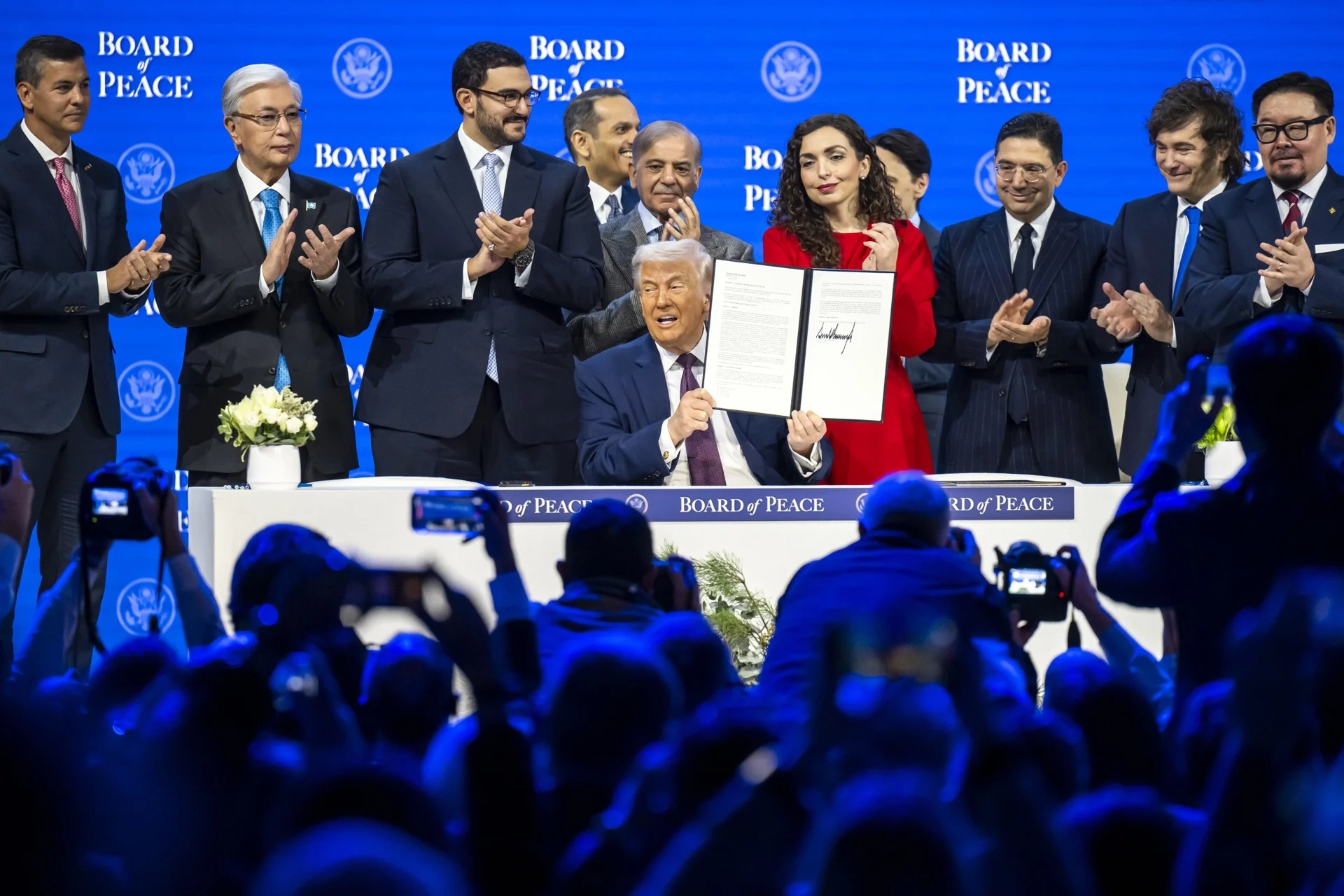 Trump lanza su Junta de Paz en Davos, arropado por unos 20 gobernantes