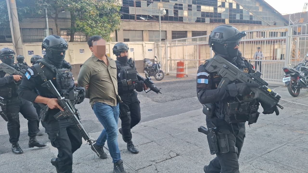 Capturan en zona 10 a mexicano con orden de extradición