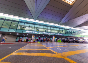 Aeropuerto La Aurora registra incremento de vuelos./Foto: Archivo.