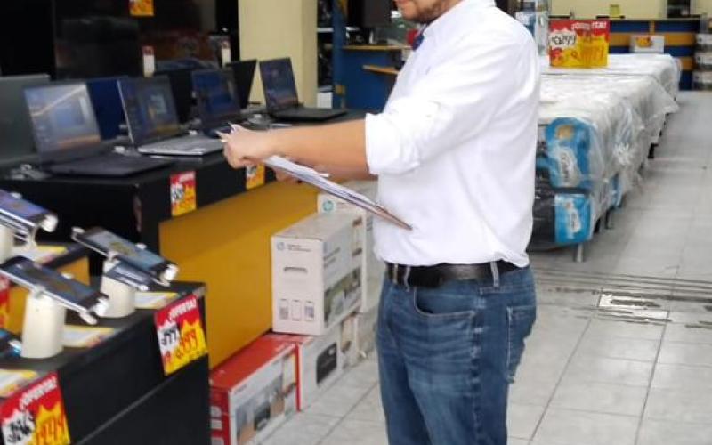Comercializadores de dispositivos móviles deben inscribirse en los registros oficiales de la SIT./Foto: SIT.