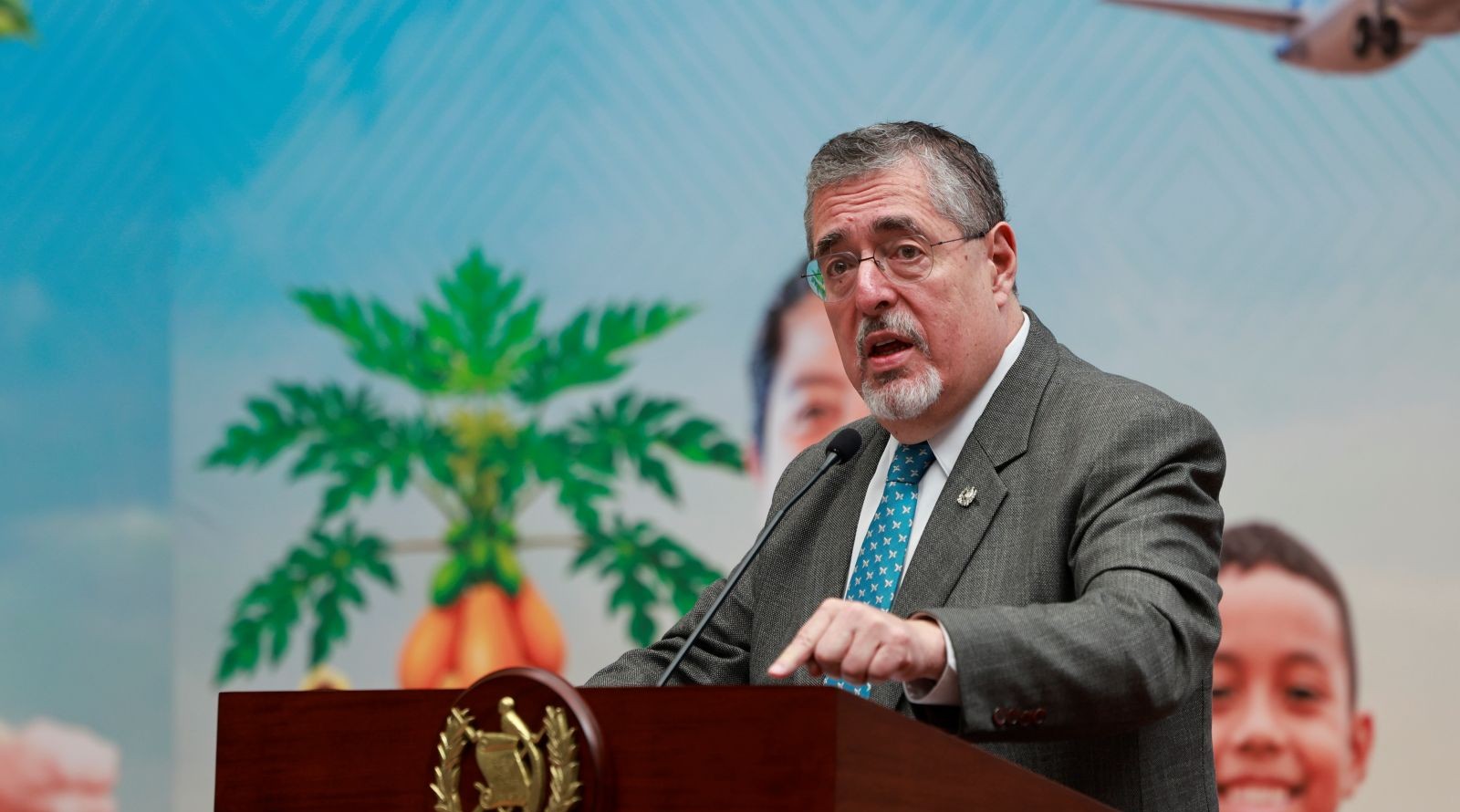 El presidente Bernardo Arévalo, durante La Ronda en la que hablo de los avances en seguridad durante el estado de sitio.