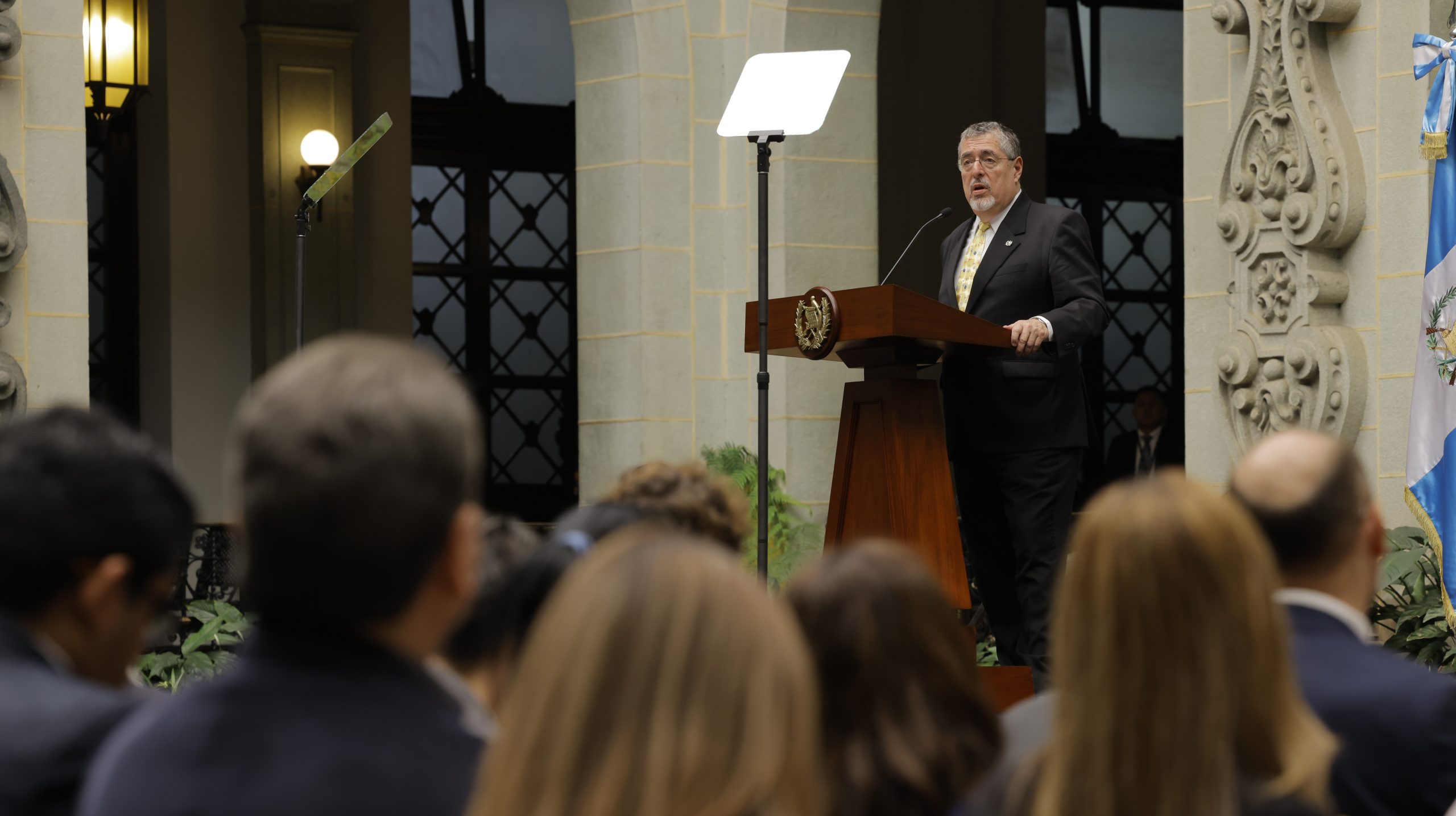 El presidente Bernardo Arévalo, durante el acto por el segundo aniversario de la Comisión Nacional contra la Corrupción.