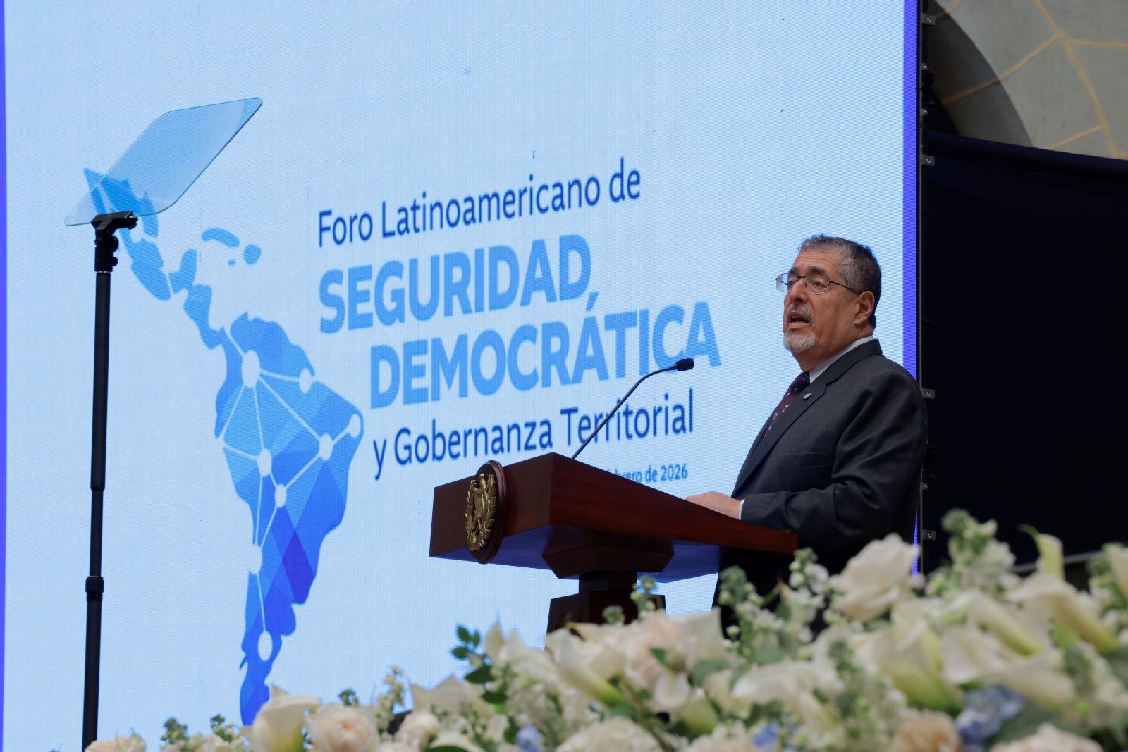 El presidente Bernardo Arévalo, durante su participación en el Foro Latinomericano de Seguridad Democrática y Gobernanza Territorial.
