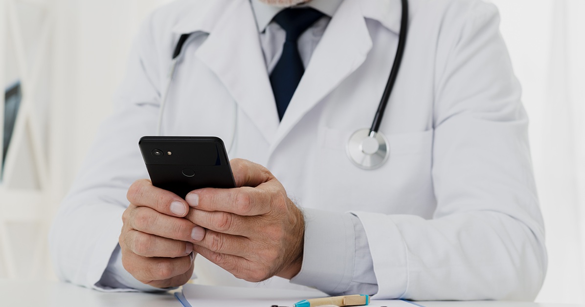 Los chatbots de IA aún no están listos para sustituir al médico.